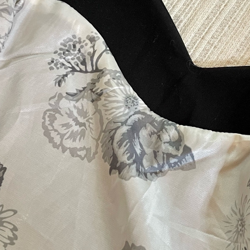 H&M Elegant Black Cap Sleeve Pencil Dress Size 4 - Picture 8 of 8
